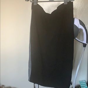 Jennifer Lopez Black skirt